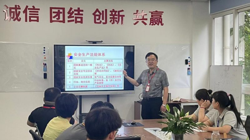 初级会计职称培训协议班：价格之外，你该关注的**
