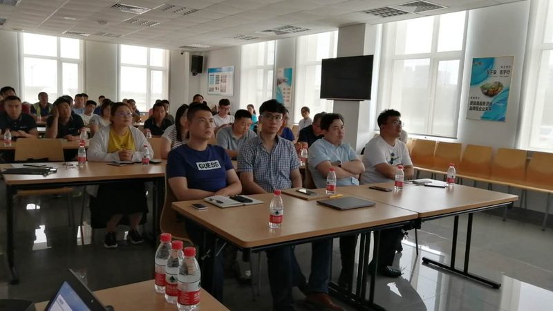 成人高考成绩查询通常有以下几个入口：